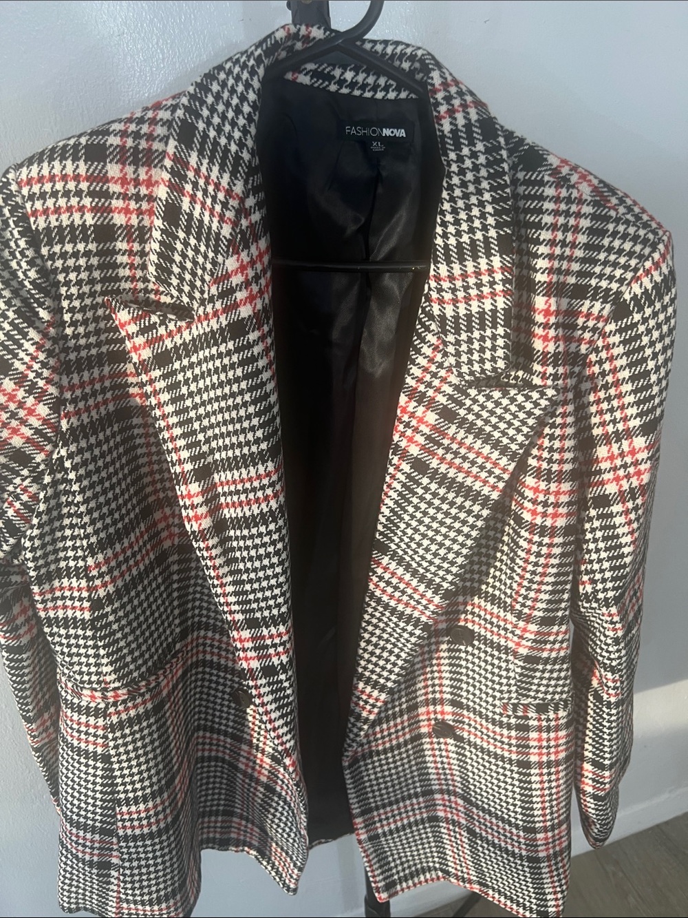 Fashion Nova Black, White & Red Houndstooth Blazer